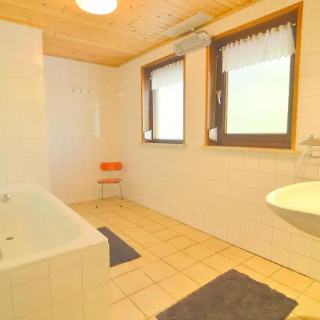 Cozy In With Huge Private Garden Feriehus Uden