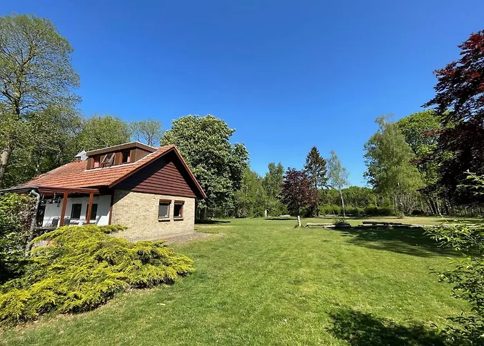 Cozy In With Huge Private Garden Tatil Evi