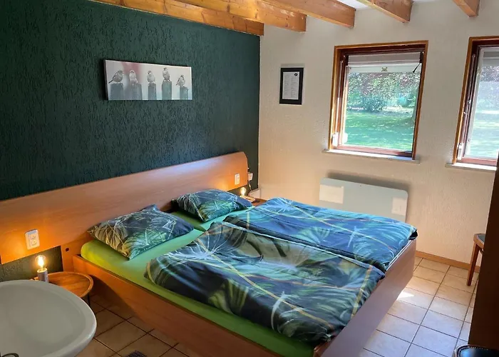 Cozy In With Huge Private Garden * Uden